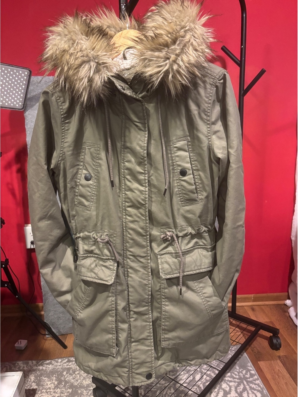 American Eagle Outfitters Women's Olive Green Parka Coat with Faux Fur Hood, XS